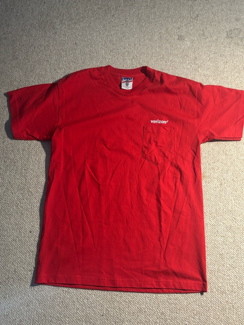 Red Verizon Employee Pocket Short-Sleeve T-Shirt - Men UNION MADE   LARGE